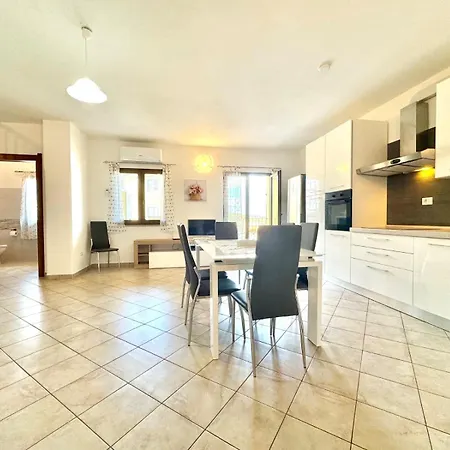 Apartment Terrace House *
